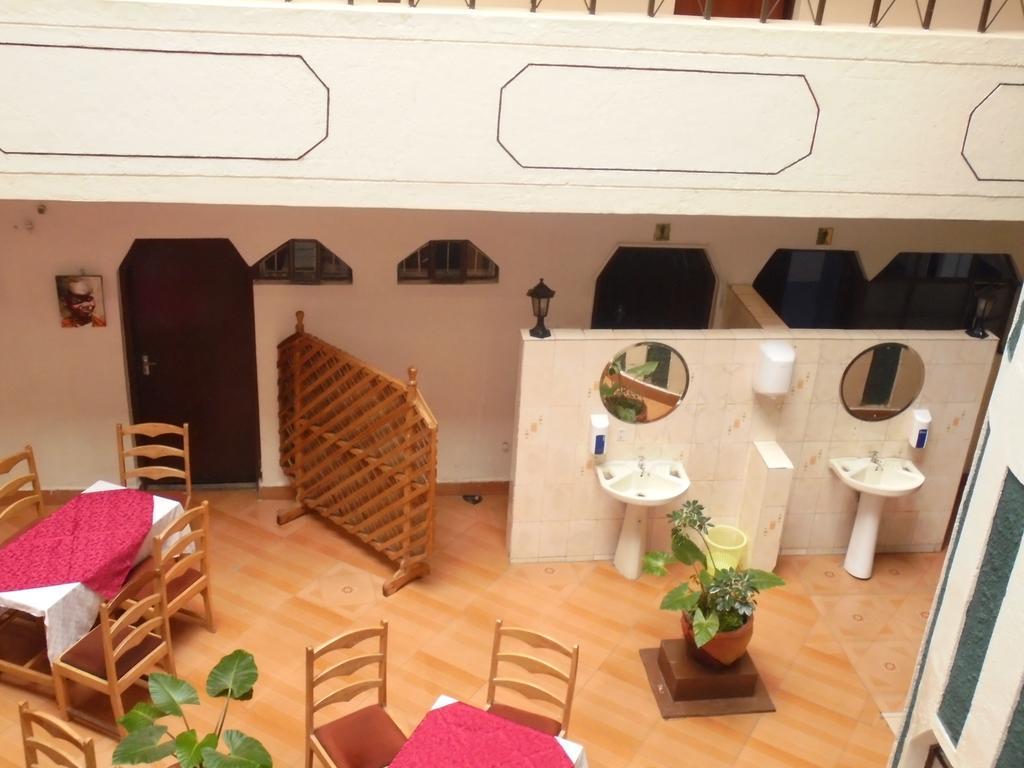 Chester Hotel ناكورو المظهر الخارجي الصورة