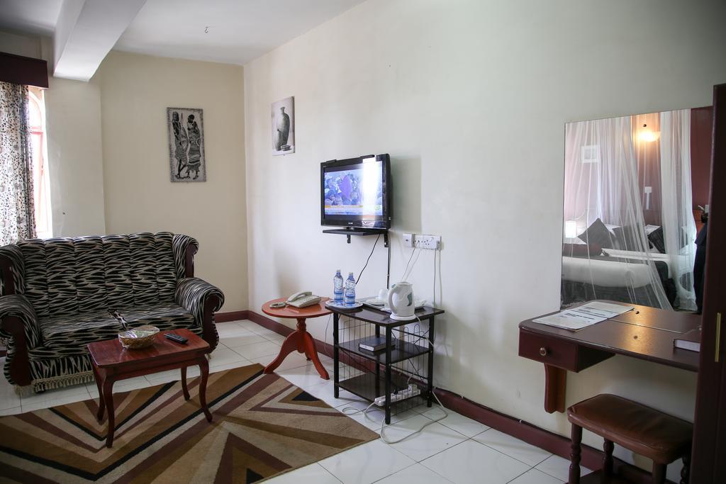 Chester Hotel ناكورو المظهر الخارجي الصورة