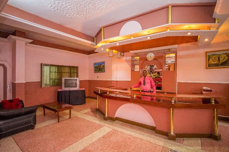 Chester Hotel ناكورو المظهر الخارجي الصورة