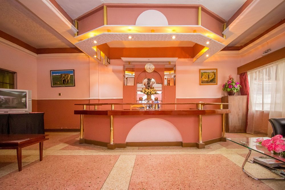 Chester Hotel ناكورو المظهر الخارجي الصورة