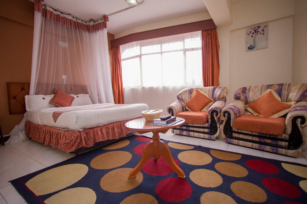Chester Hotel ناكورو المظهر الخارجي الصورة