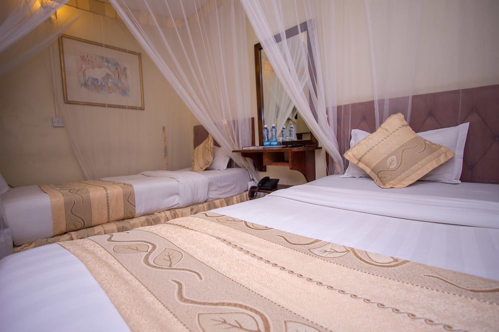 Chester Hotel ناكورو المظهر الخارجي الصورة