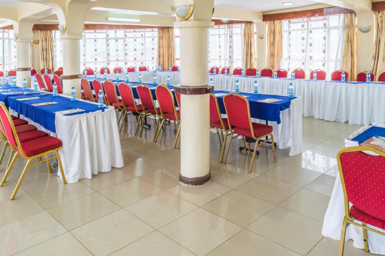 Chester Hotel ناكورو المظهر الخارجي الصورة