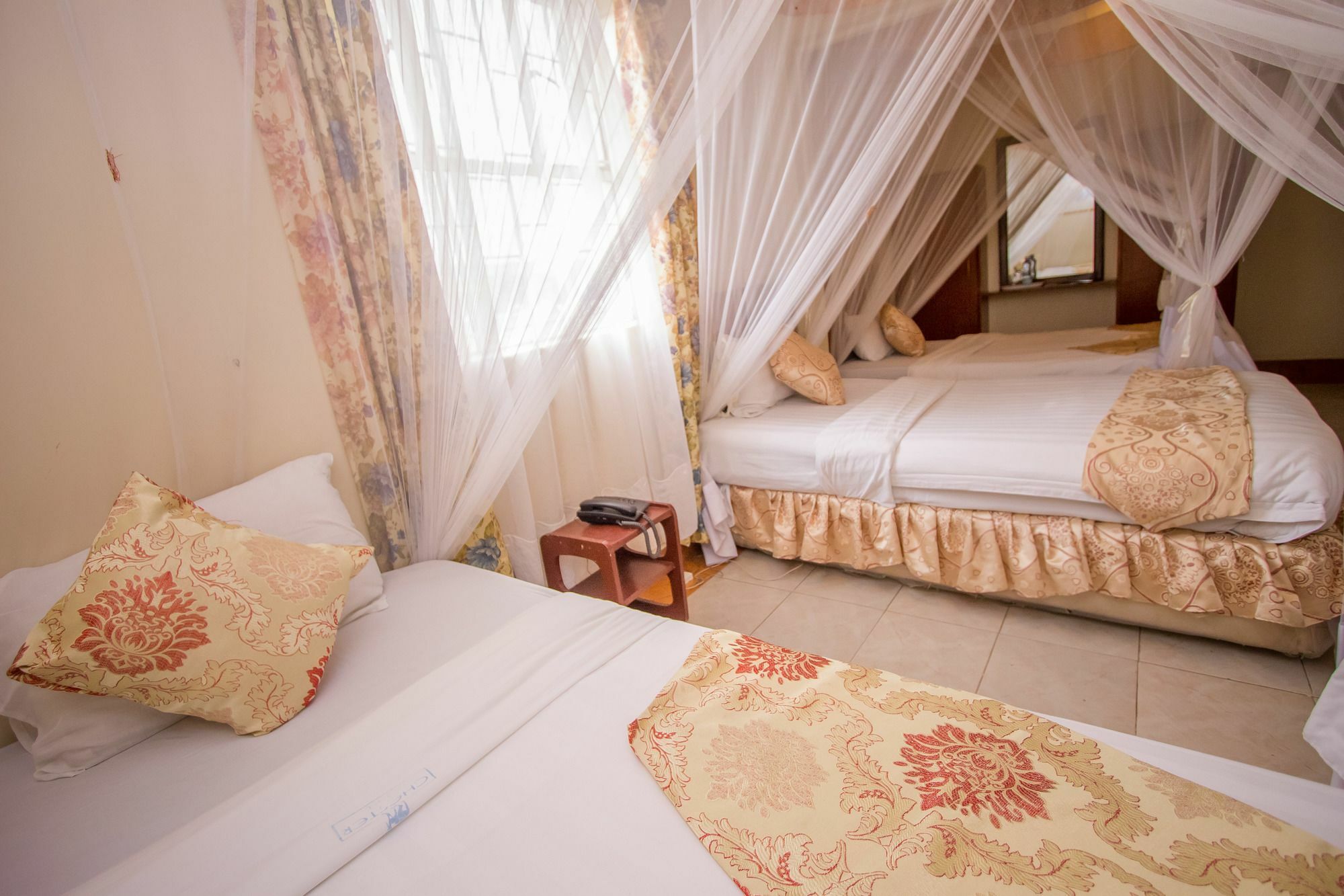 Chester Hotel ناكورو المظهر الخارجي الصورة